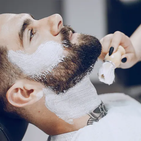 Depilação masculina na barba